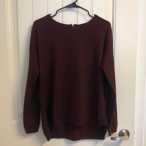 Maroon sweater